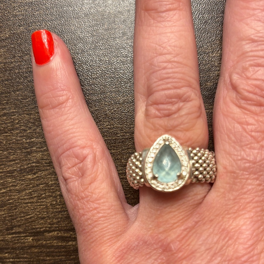 Elegant Silver and Aquamarine Teardrop Ring